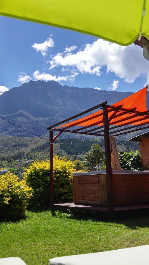La Cabane Du Raideur Cilaos Kültér fotó